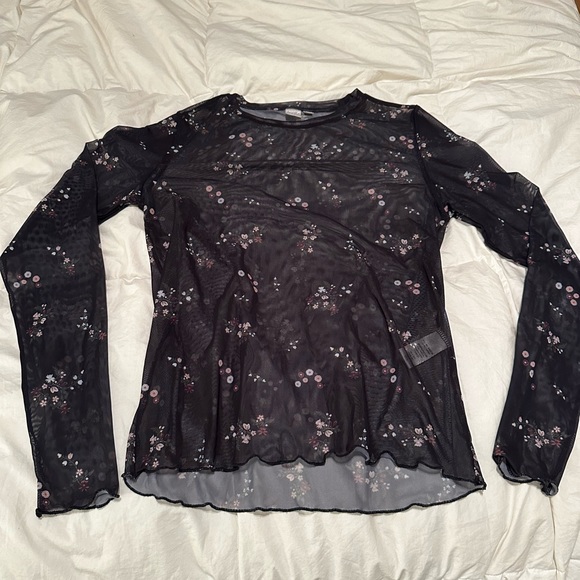 Sexy see-through shirt 🔥 - Picture 2 of 2